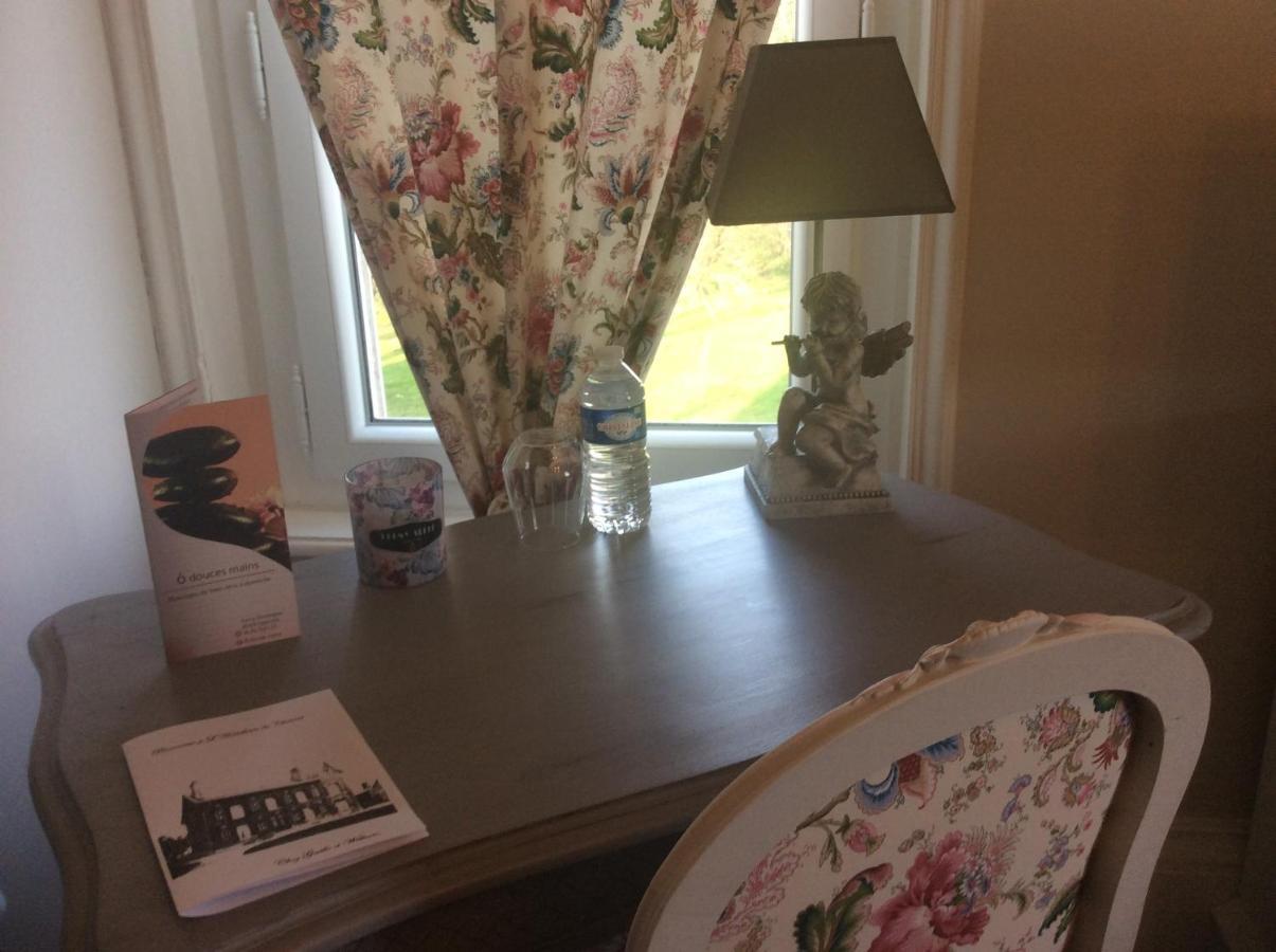 L'Hostellerie Du Chateau Mesnil-Saint-Nicaise エクステリア 写真