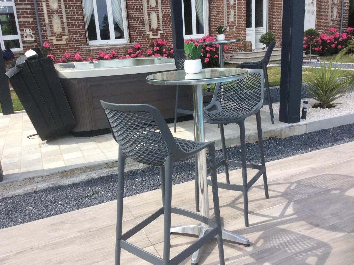 L'Hostellerie Du Chateau Mesnil-Saint-Nicaise エクステリア 写真